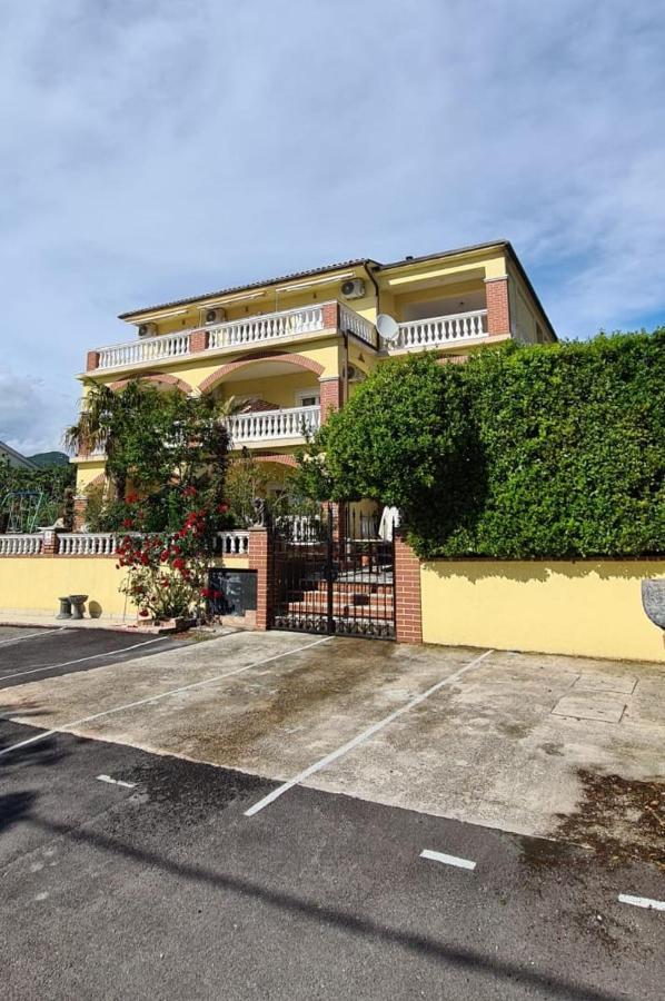 Bed & Breakfast Barbara Novi Vinodolski Exterior foto
